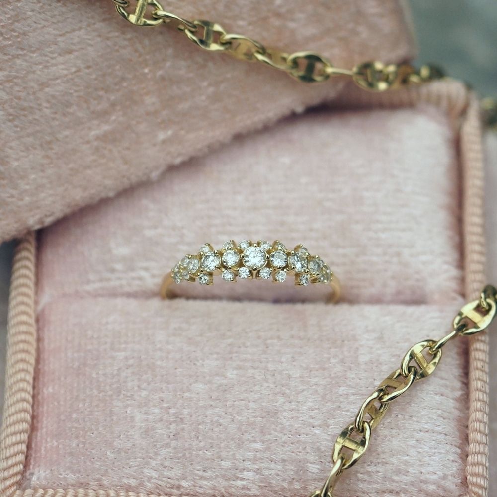 0.34 KARAT PIRLANTA YÜZÜK